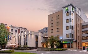 Holiday Inn Express Dublin Airport